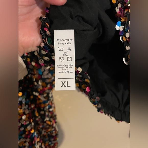 FULLY SEQUINED RAINBOW COLORED Cropped Blouse Sz XL Retro 70s Inspired Disco - Picture 6 of 10